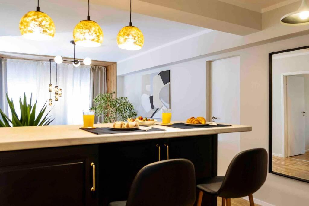 Stunning Views 2Br Intercontinental Flat Daire Bükreş Dış mekan fotoğraf