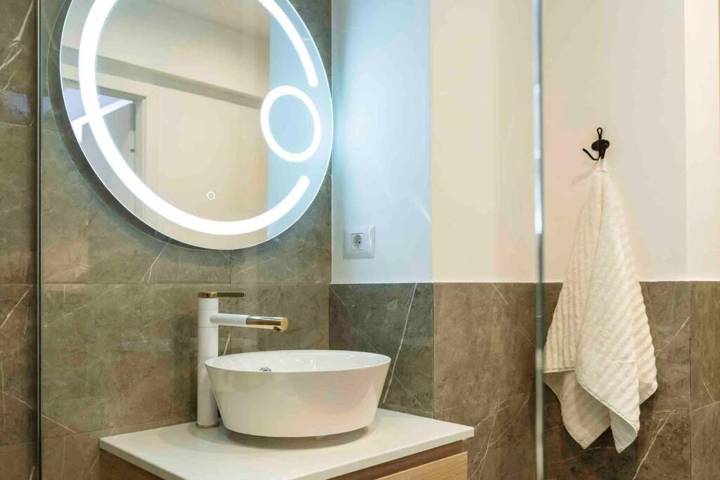 Stunning Views 2Br Intercontinental Flat Daire Bükreş Dış mekan fotoğraf