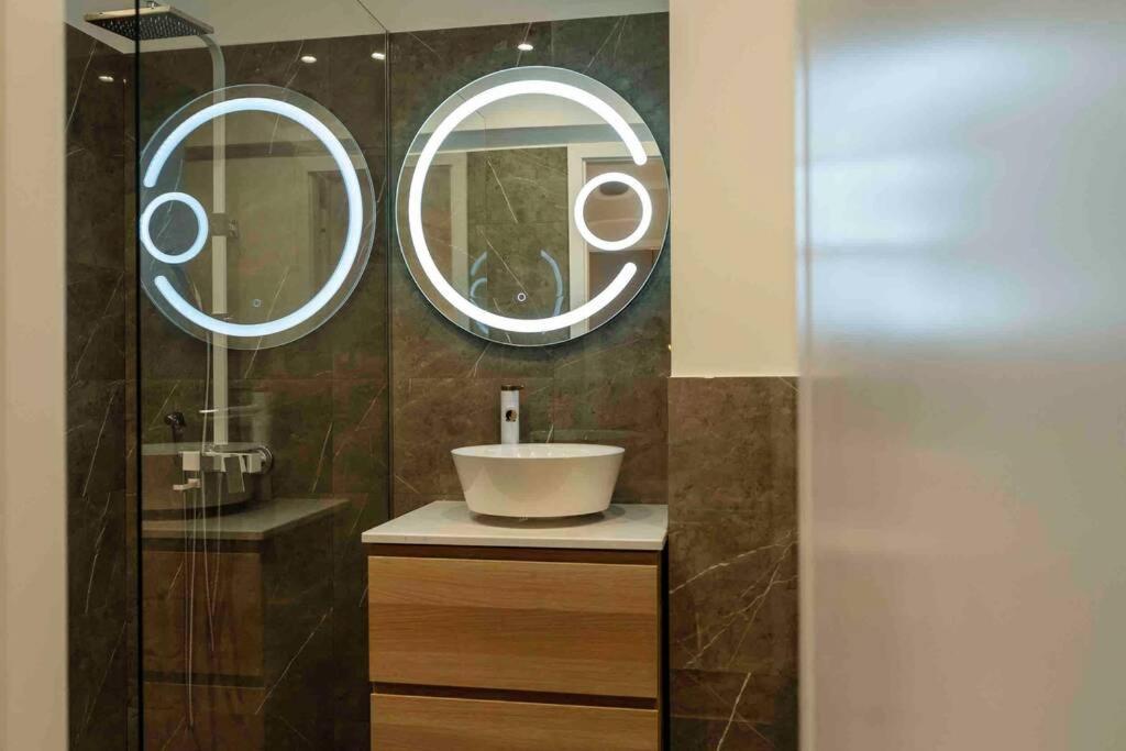 Stunning Views 2Br Intercontinental Flat Daire Bükreş Dış mekan fotoğraf